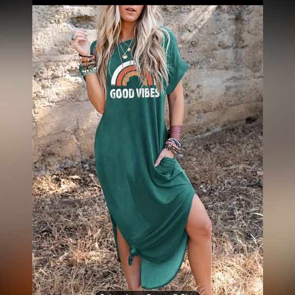 Dresses & Skirts - Green Good Vibes maxi dress with pockets